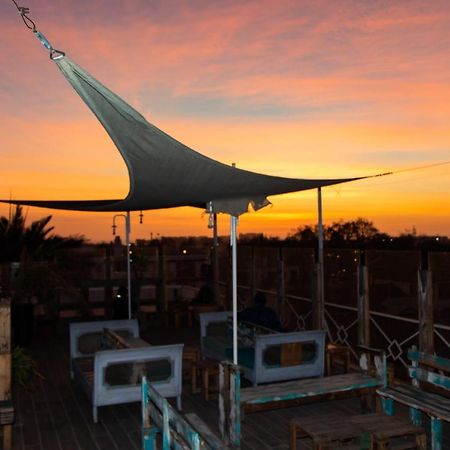 Hostal Valle Mistral La Serena Exterior photo