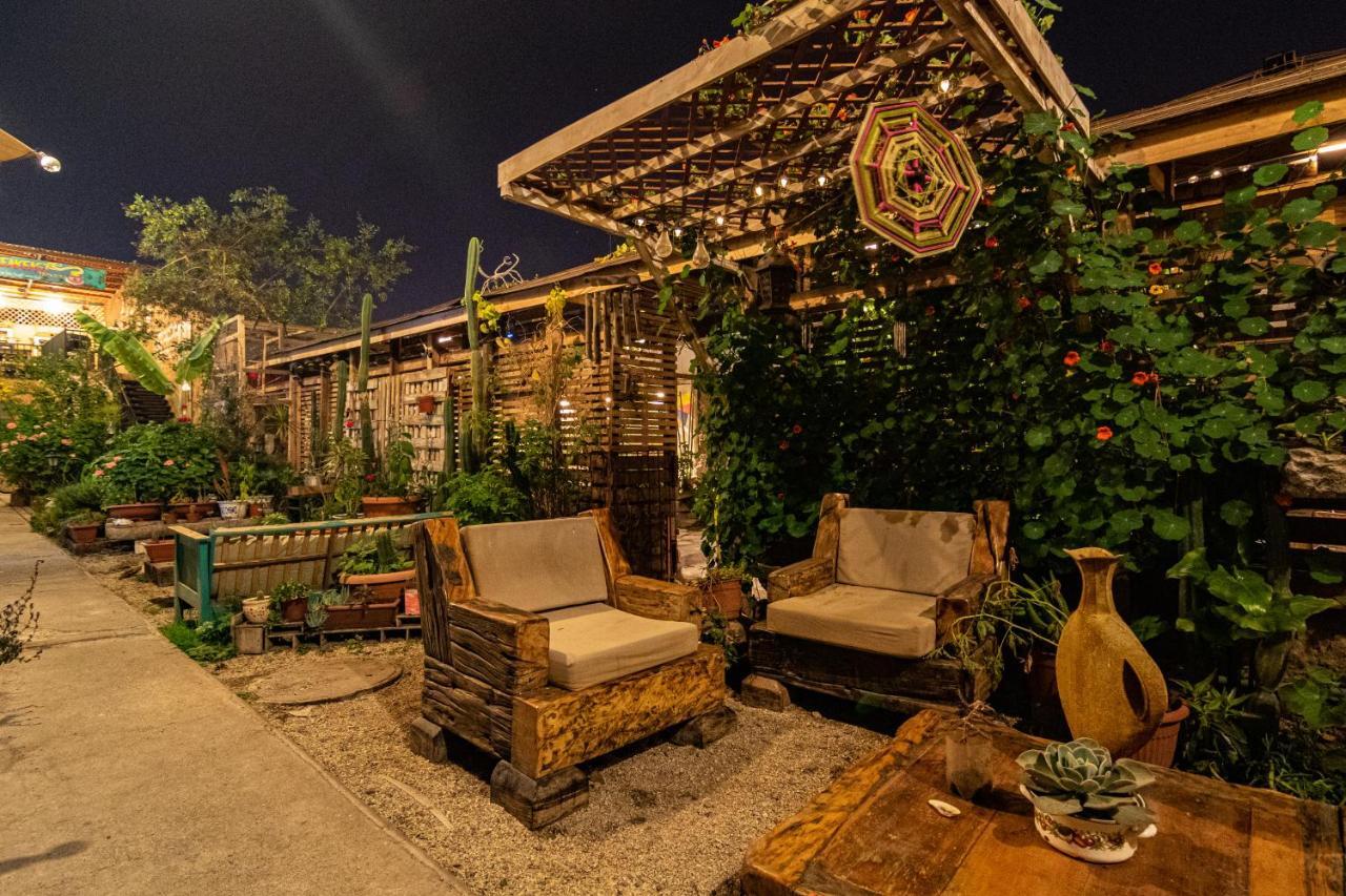 Hostal Valle Mistral La Serena Exterior photo